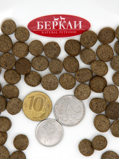 Berkley №6 сухой корм для взрослых собак мелких и средних пород, с говядиной и рисом - 600 г