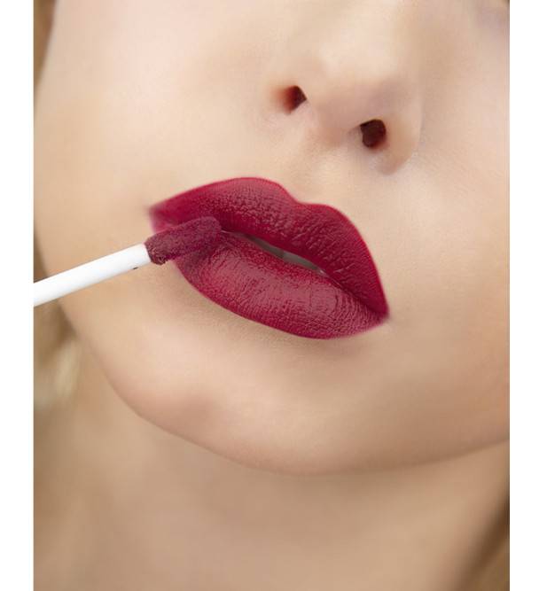 LUXVISAGE блеск для губ PIN UP Ultra Matt, тон 31 Ruby wine